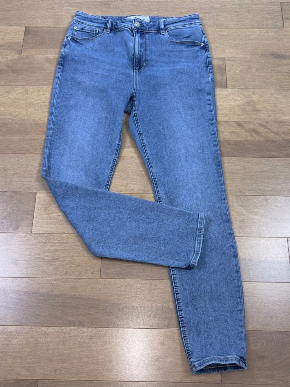 DYNAMITE women's KATE jeans size 10